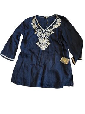 Charter Club Navy Linen Top with Contrast Cream Tag Detail